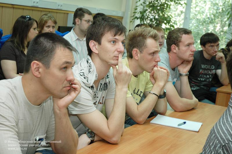 23.07.09     Первая международная летняя школа GEM-2009, фотография: В. Невидимов