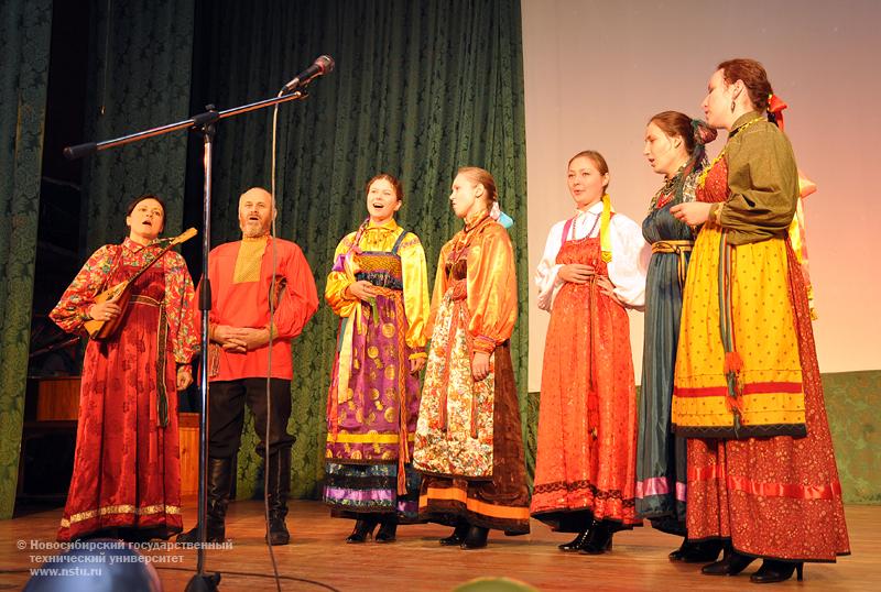 14.10.09     Посвящение в филологи на ФГО, фотография: В. Кравченко