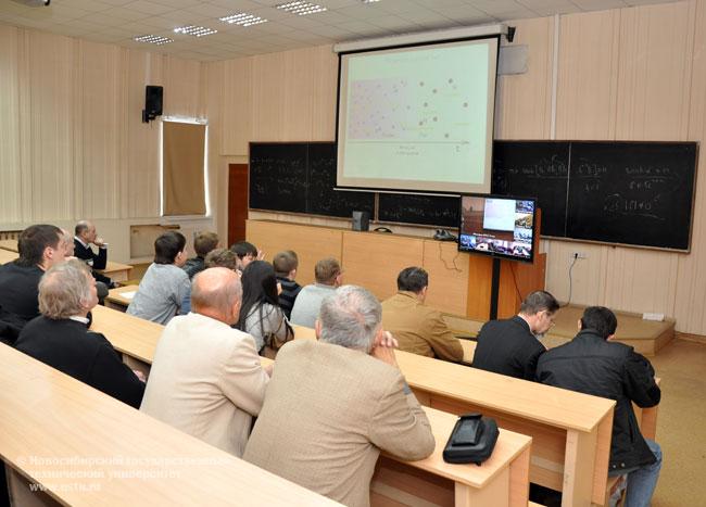 19.05.10       Лекция академика В. А. Рубакова на тему «Космология и Большой адронный коллайдер», фотография: В. Кравченко