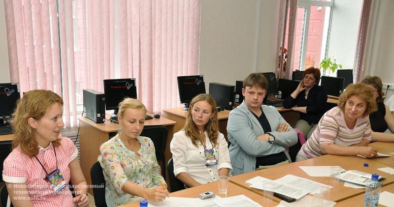 05.07.10     Круглый стол «Вуз-онлайн и преподаватель-онлайн», фотография: В. Невидимов