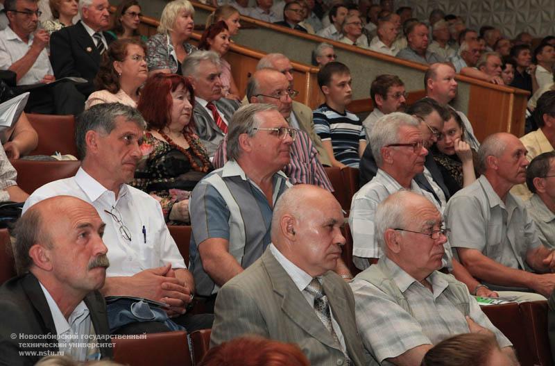 31.08.10     Производственное совещание преподавателей и сотрудников университета, фотография: В. Невидимов