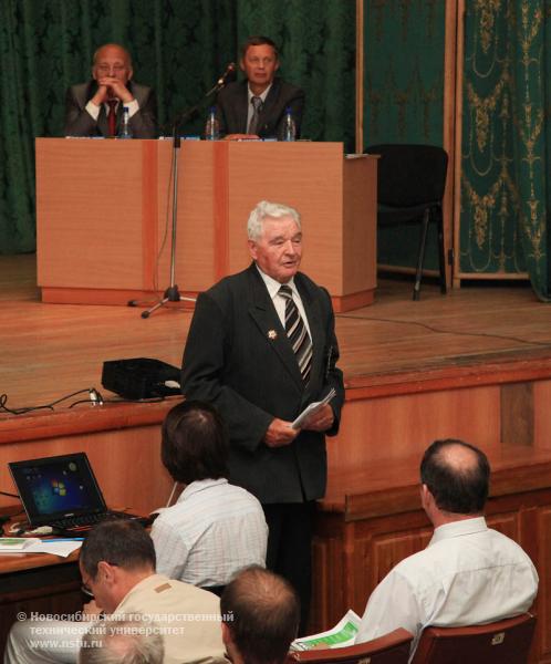 31.08.10     Производственное совещание преподавателей и сотрудников университета, фотография: В. Невидимов