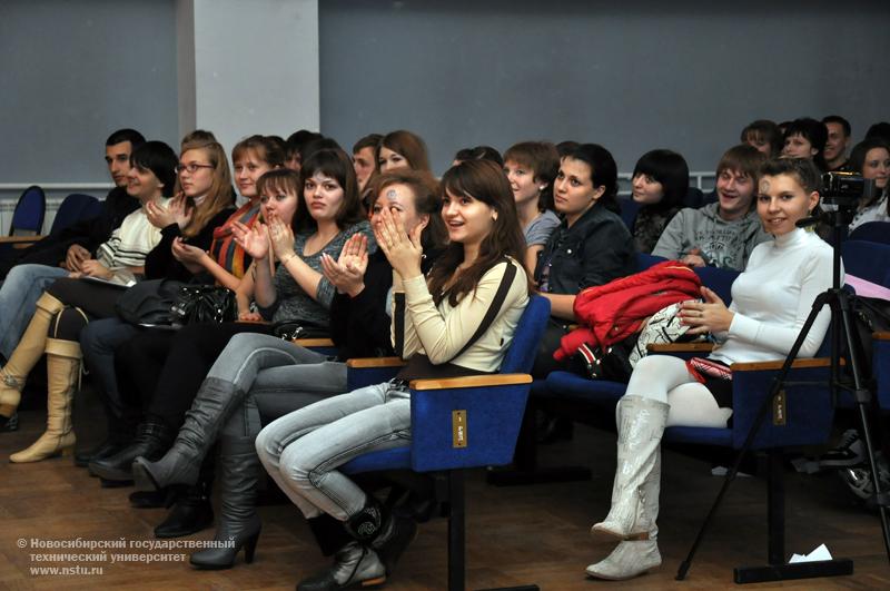 22.10.10     Посвящение в первокурсники ФЛА, фотография: В. Кравченко