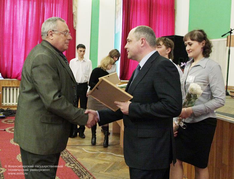 15.03.11     Годичное собрание общественности высшей школы Новосибирской области, фотография: В. Невидимов