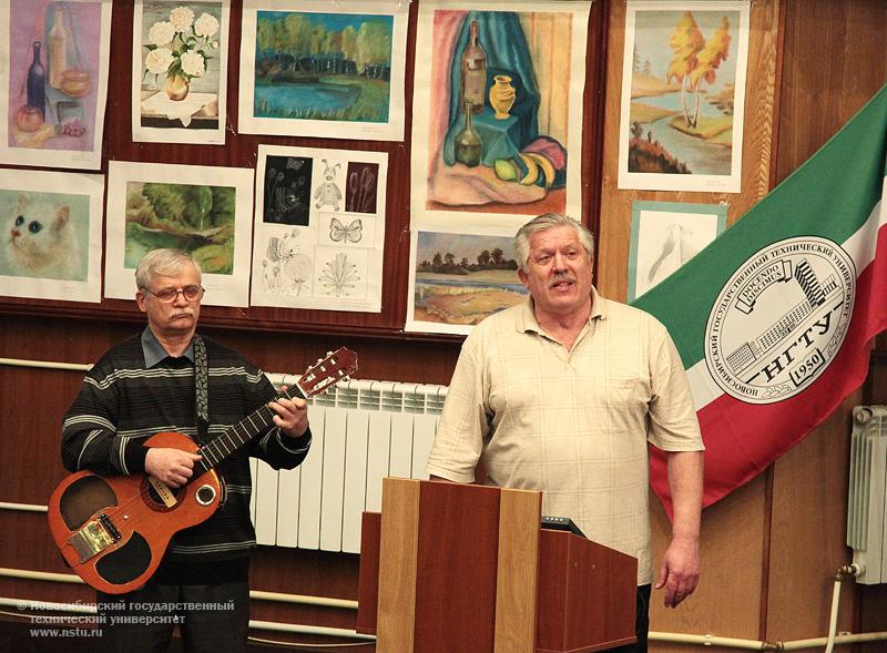 29.04.11     Выпускной на Народном факультете в НГТУ, фотография: В. Невидимов