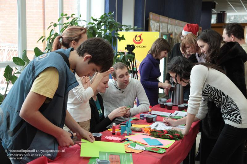 22.12.11     В НГТУ состоялась «Рождественская ярмарка» , фотография: В. Невидимов