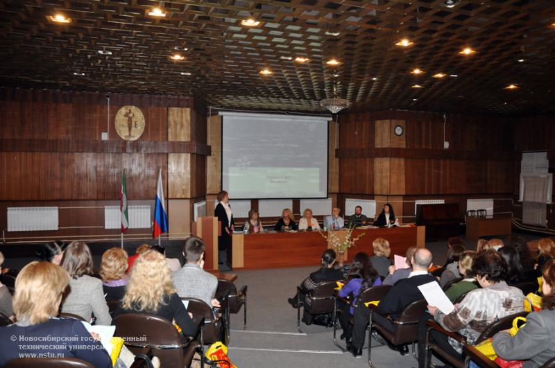 05.02.13     Зимняя методическая школа для преподавателей английского языка в НГТУ, фотография: В. Кравченко