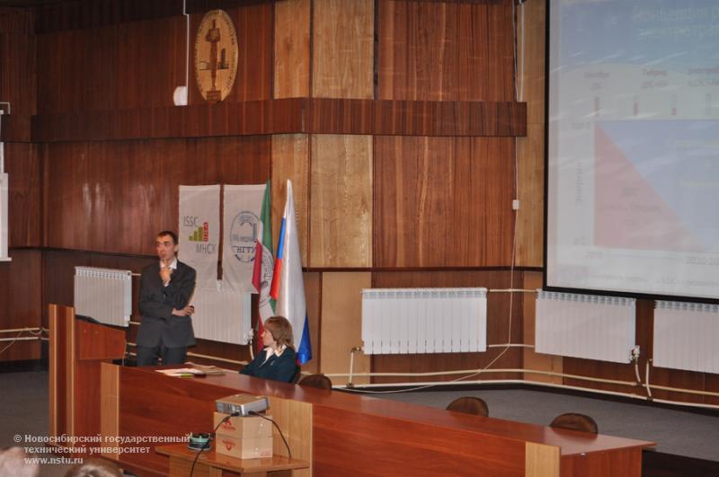 15.04.13     НГТУ организует секции «Транспорт» и «Новые материалы и технологии» в рамках конференции «Студент и научно-технический прогресс» , фотография: В. Кравченко