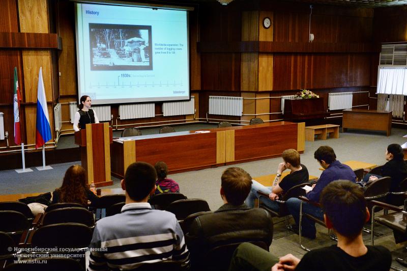 18.03.14     18 марта студенты и выпускники технических специальностей приглашаются на презентацию компании «Шлюмберже» , фотография: В. Невидимов