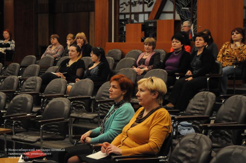 11.04.14     11 апреля в НГТУ состоится семинар «Электронные ресурсы EBSCO для университетов и научных библиотек» , фотография: В. Кравченко