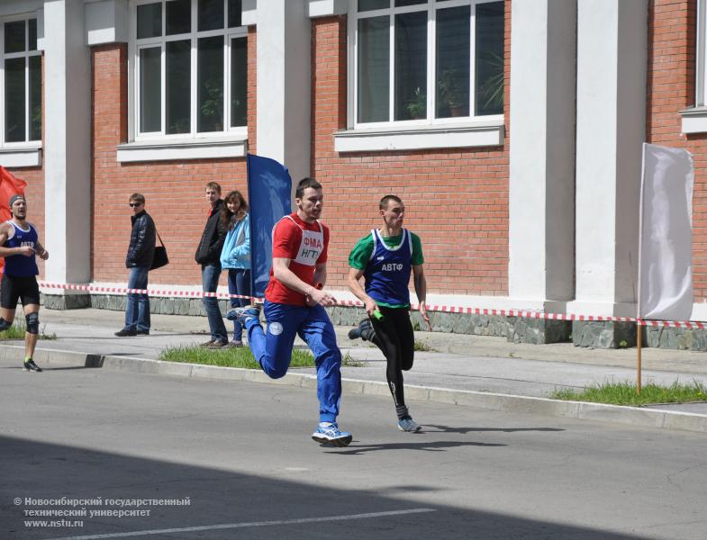 19.05.14       19 мая – День НГТУ , фотография: В. Кравченкo