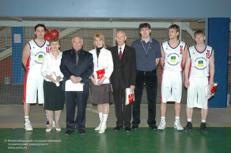 14.04.07     Праздник баскетбола пройдет в НГТУ , фотография: В. Невидимов